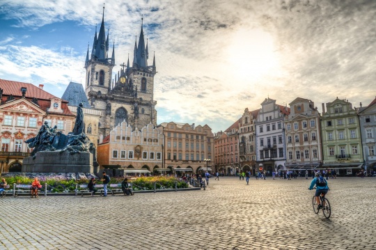 Великден в Прага - екскурзия със самолет и водач от България